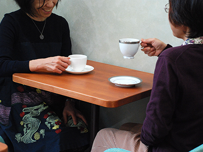 cafe_chair